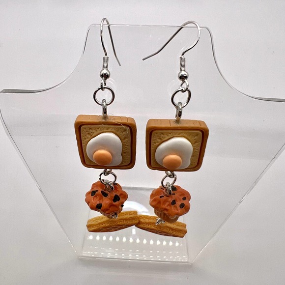 Breakfast Chain Earrings - Food Earrings - Eggs, Toast, Muffin, Waffle Earrings - Picture 2 of 11
